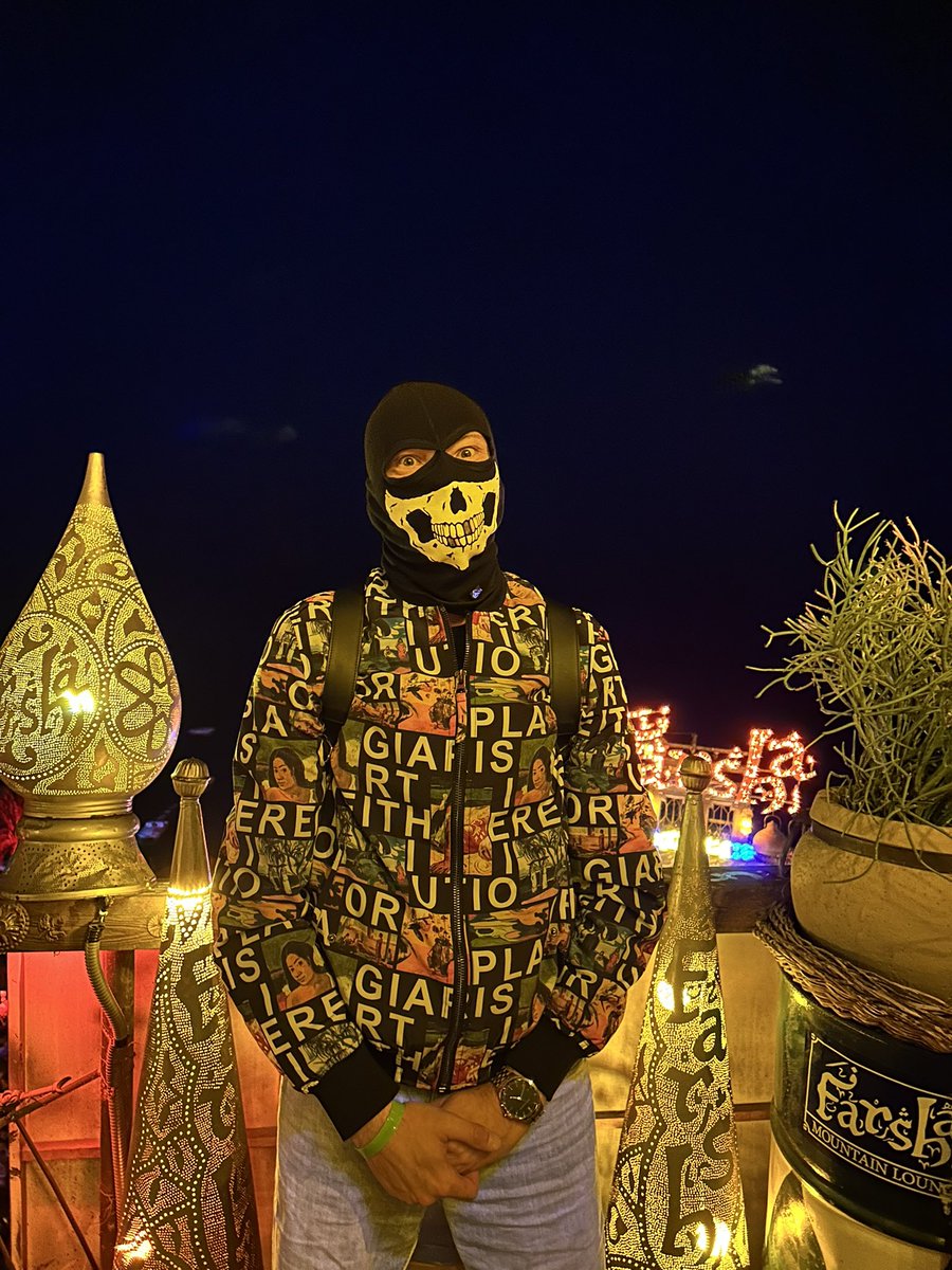 Mr Green tweet media