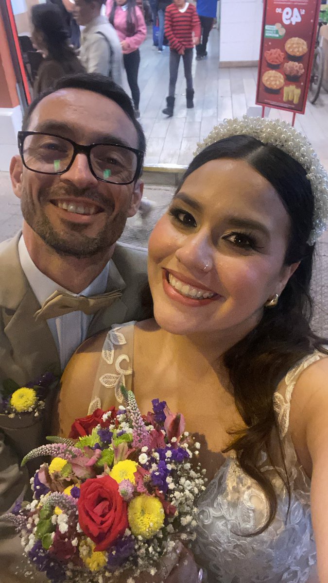 KasandraCa's tweet photo. Oficialmente esposos 🥰🥰🥰 https://t.co/VR2zXxGewa