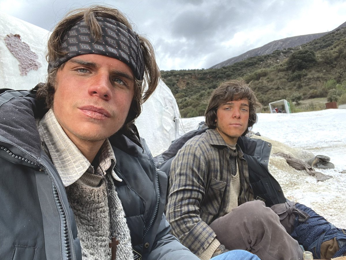 pipeotanoup's tweet photo. 1 año de LSDLN ❤️⛰️ https://t.co/uFM0OtMy7r