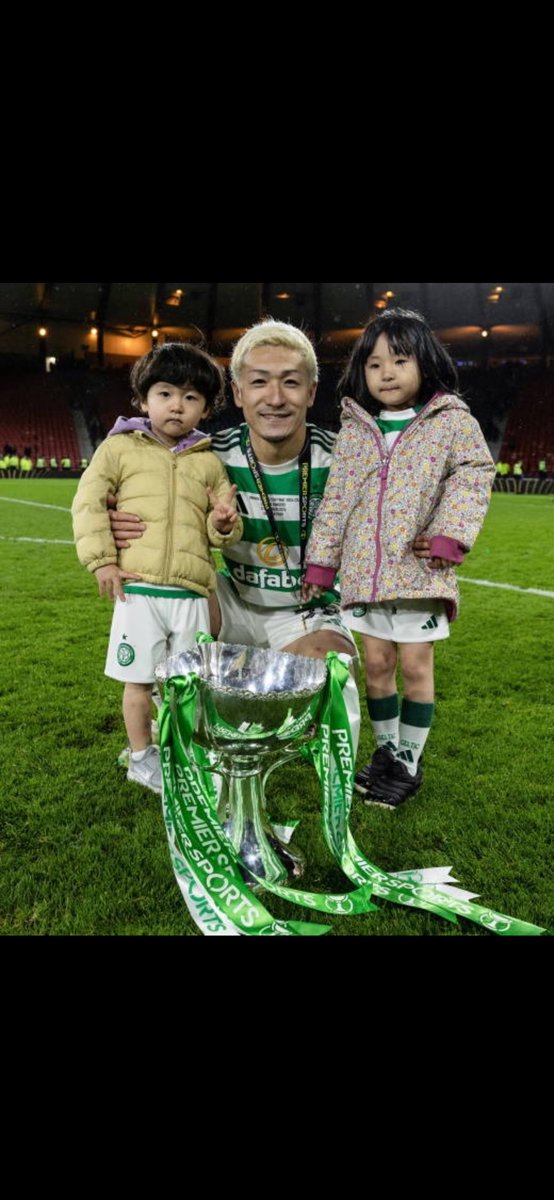 Bulla7's tweet image. 119 Major Honours and counting m, cheers 🤗