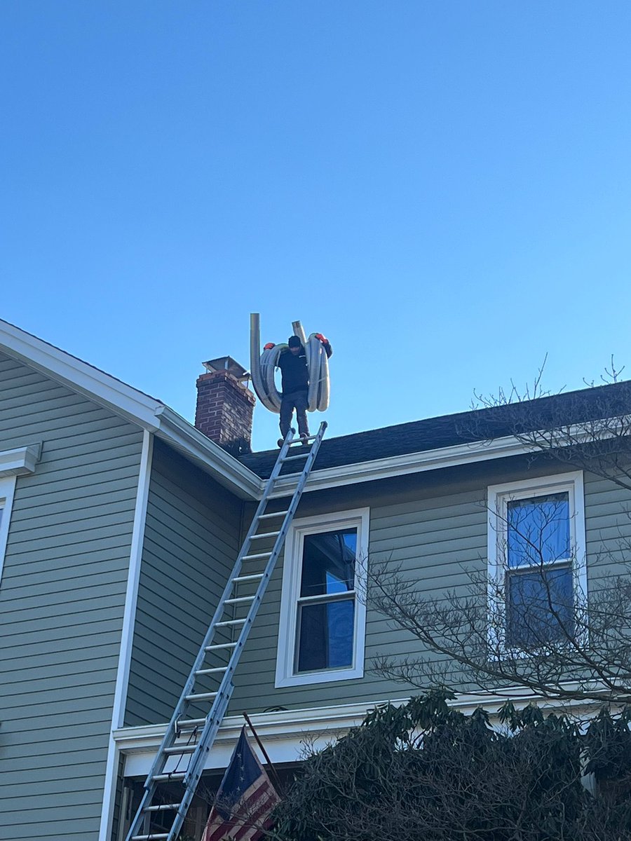 ShamrockChimney's tweet photo. Shamrock chimney https://t.co/DuYhevjqNG
