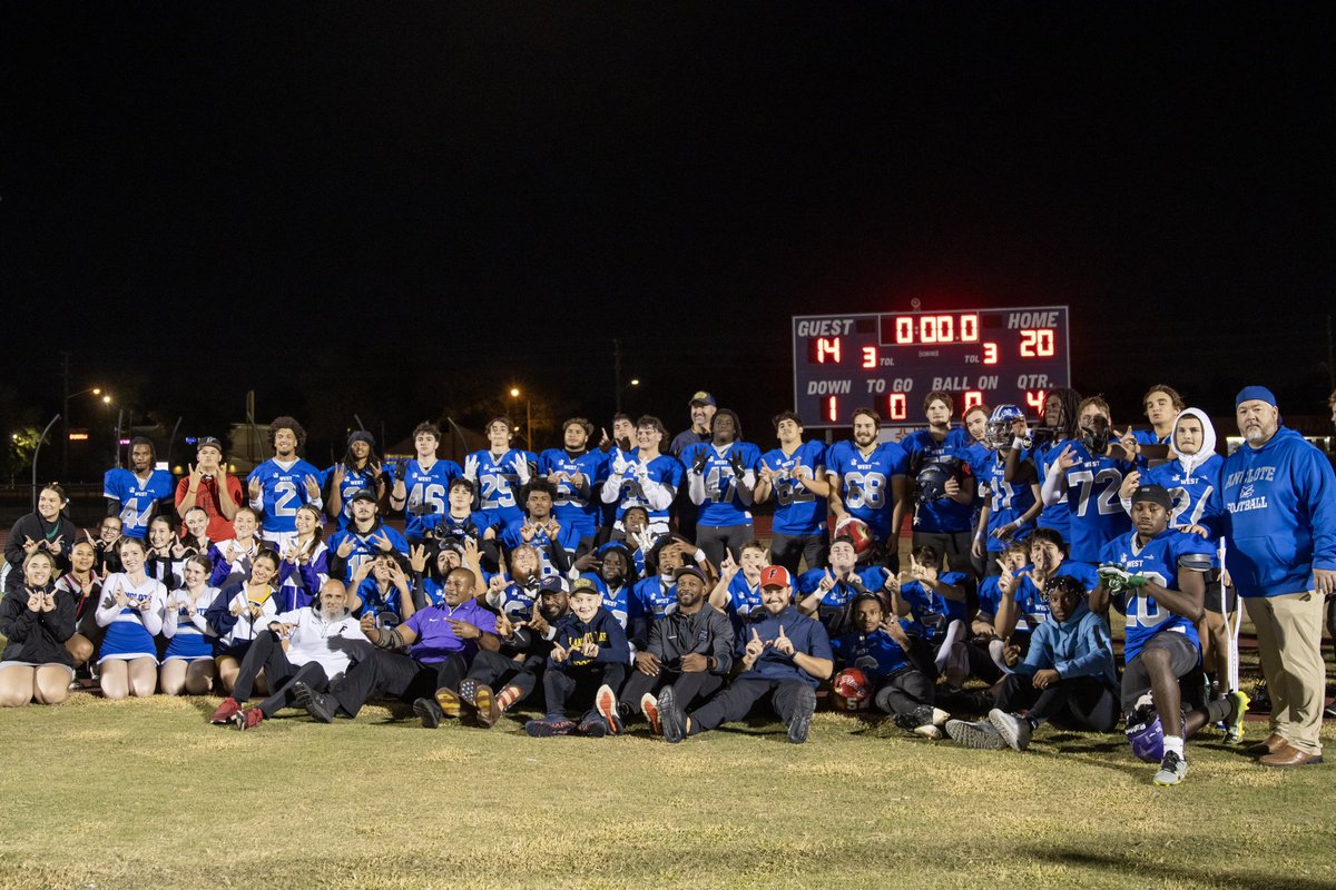 Proud to have coached these young men one last time! Glad they were able to finish their high school careers off with a win! <a href="/Andy_Villamarzo/">Andy Villamarzo</a> <a href="/PascoCountyFB/">PascoCountyFB</a> <a href="/PascoCoSports/">Pasco County Sports</a> <a href="/FivayFalconsFB/">Fivay Falcons Football</a>