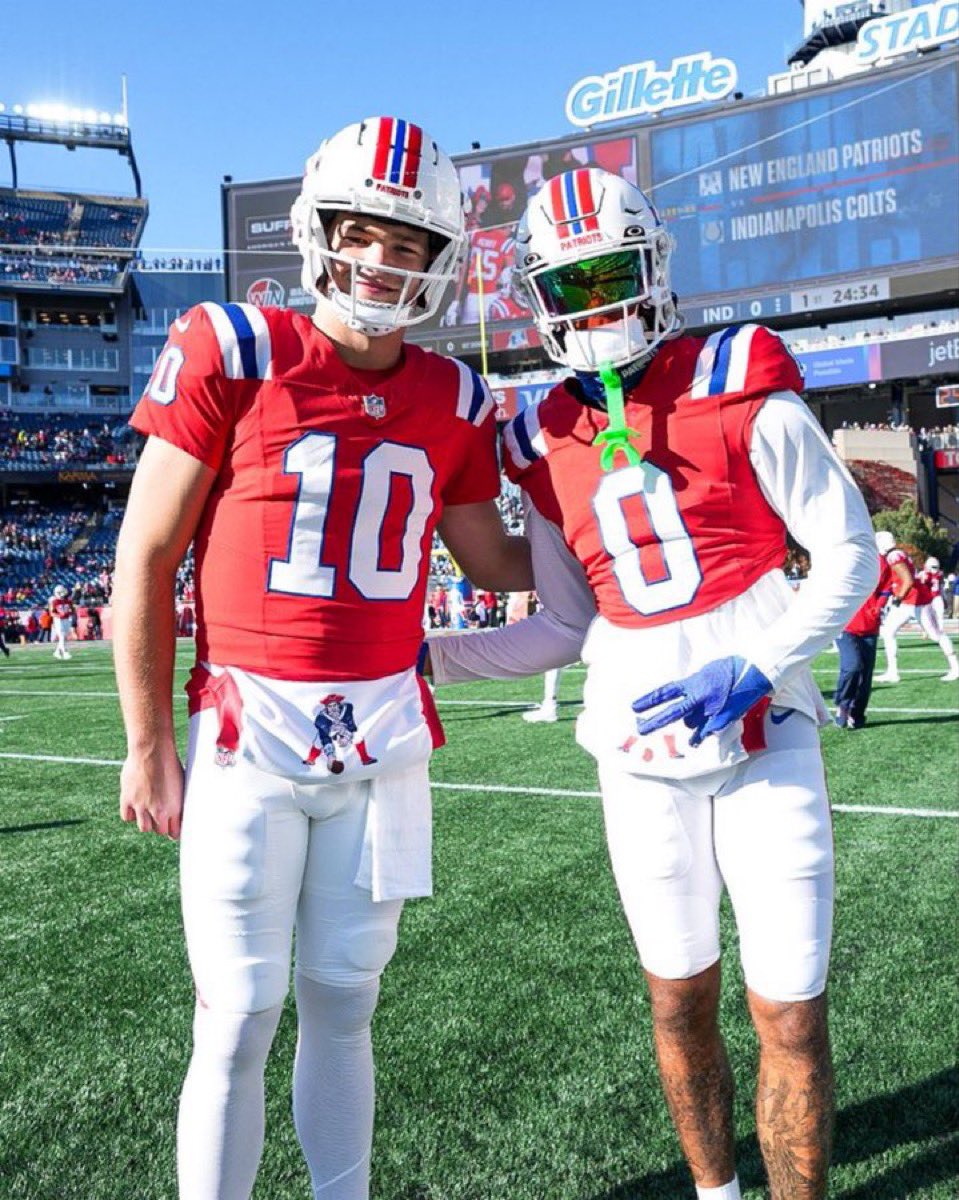 Bri_talksPats's tweet photo. The only two players I’d keep. Everything else can go. https://t.co/O9jNwicegF