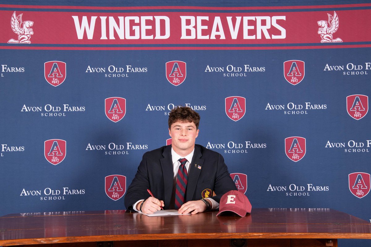 Congratulations to <a href="/moreland_owen/">Owen Moreland</a> on signing his NLI to continue his academic and athletic career at the next level with <a href="/ElonFootball/">Elon Football</a>!