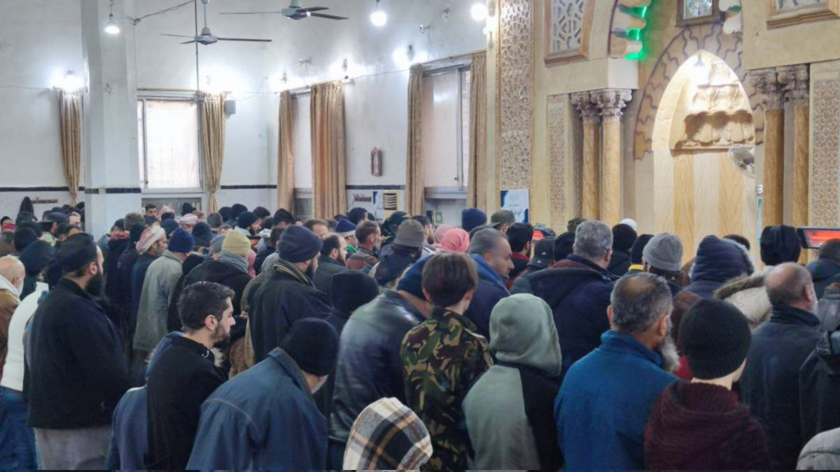 AgencyNewsSham's tweet photo. صلاة الغائب على شهداء الثورة السورية الذين قتلوا تحت التعذيب في سجون ميليشيات النظام المجرم.
#أنباء_الشام https://t.co/LJ0NNCUreB