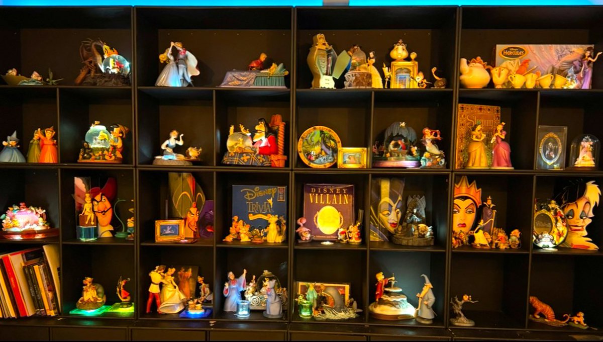 Roy Tan (@roy10tan) on Twitter photo .<a href="/DisneyAnimation/">Disney Animation</a> My Disney cupboard is nearly all ready for Christmas! Have a wonderful safe time u #DisneyFans #WDCC #Disneyland .<a href="/DisneyAnimation/">Disney Animation</a> My Disney cupboard is nearly all ready for Christmas! Have a wonderful safe time u #DisneyFans #WDCC #Disneyland