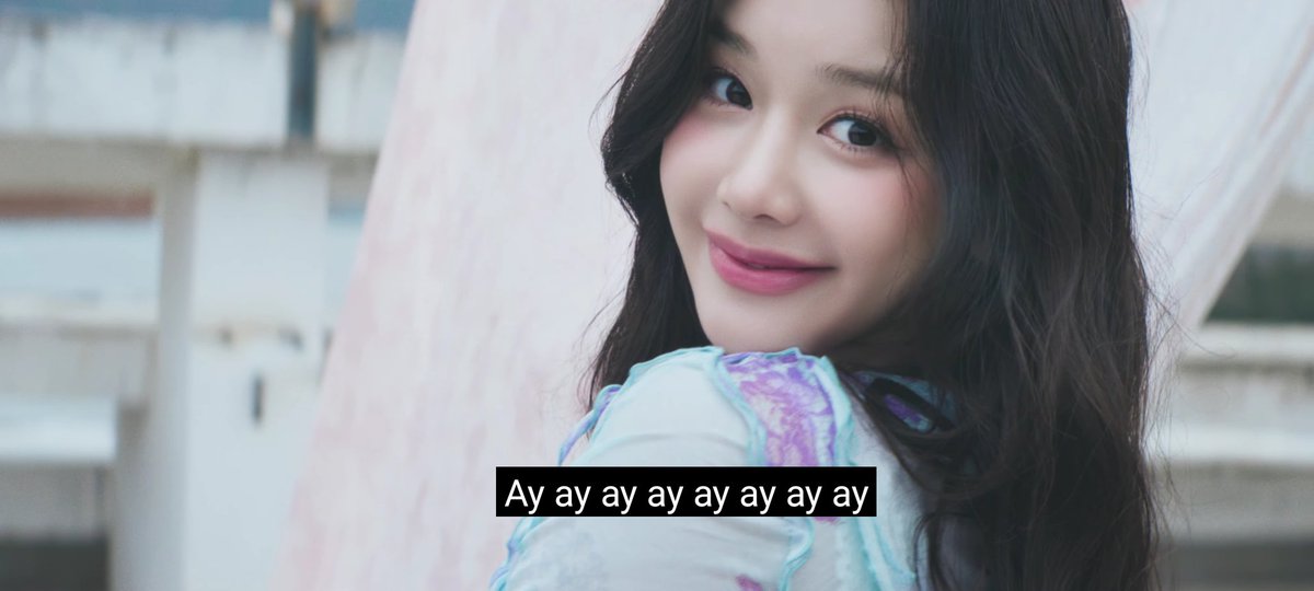 sour_apel's tweet photo. I had to pause bcuz that's a face you go to war for 😫
#LIMH
#BAEMON_LoveInMyHeart
#BABYMONSTER #베이비몬스터
@YGBABYMONSTER_
#PHARITA https://t.co/yJEEwbUiYr