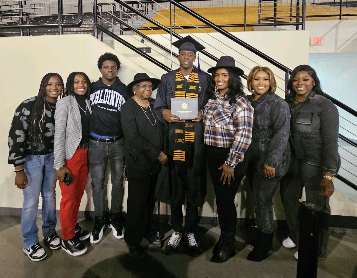 YoAjChill's tweet photo. Thank you GOD 🙏🏾✍🏾 https://t.co/swssiGUrvz