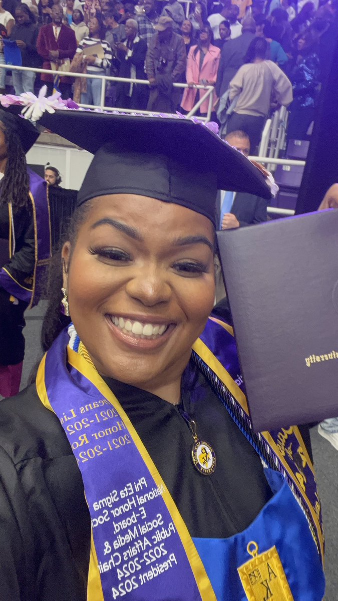 lenciaadfwuu's tweet image. Pv Alumna 👩🏽‍🎓💜💛 Degreed in 3 👏🏽 
#pvamu #pvgrad