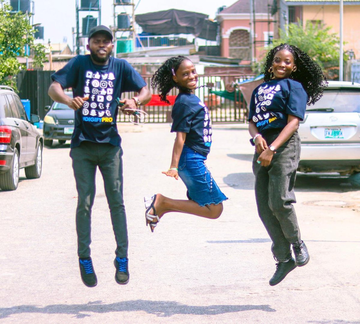 Digify_NG's tweet photo. WE DID IT!!! Yesterday was an unforgettable day as we celebrated the graduation of our amazing digital skills bootcamp Digify Pro Online Cohort 6.0 🇳🇬! Lagos, Abuja and Virtual. 

To our incredible graduates, we salute you! May your future be bright, may your path be clear, and https://t.co/kc2dnTxbxn