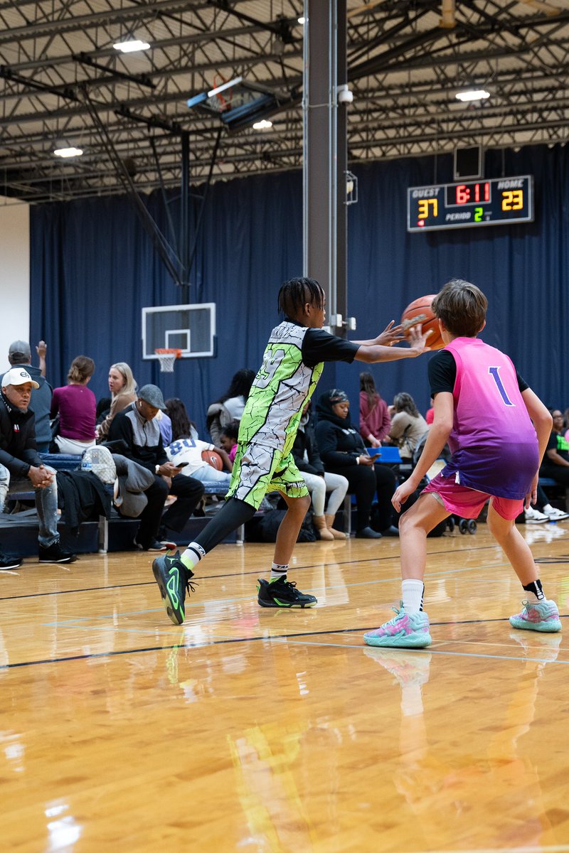 CYBNTournament's tweet photo. Nothing like Sunday Hoops with @cybntournaments 
-
#CYBNTournaments #SupremeCourts https://t.co/OVVrGgjEhl
