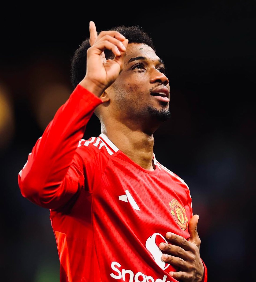 SanmayKhade's tweet photo. Glory Glory Man United!!!! 
What a comeback!!!! 2-1
What a feeling ❤️
#MUFC || #MCIMUN @ManUtd @premierleague https://t.co/dMZX4CzXcC