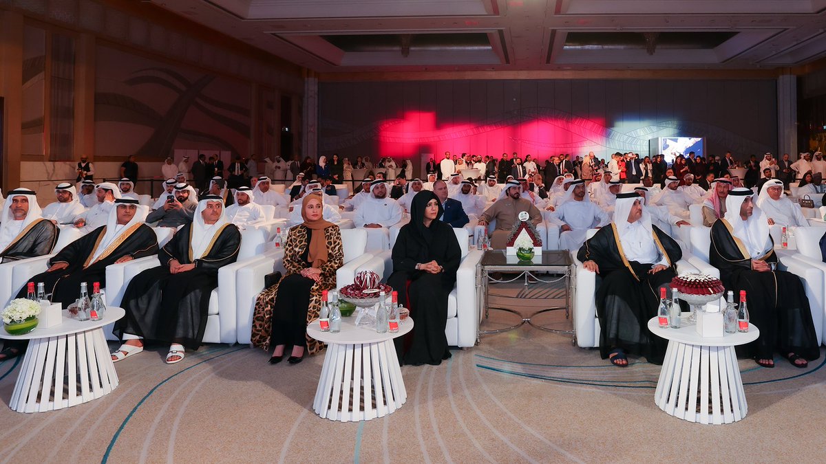 hhshklatifa's tweet photo. شهدت حفل الاستقبال الذي أقامته القنصلية العامة لدولة قطر في دبي بمناسبة ذكرى اليوم الوطني لدولة قطر الشقيقة.. الإمارات وقطر تجمعهما علاقات أخوية راسخة وعميقة، ونتمنى لدولة قطر المزيد من التقدم والازدهار. https://t.co/R5mwVAm9de