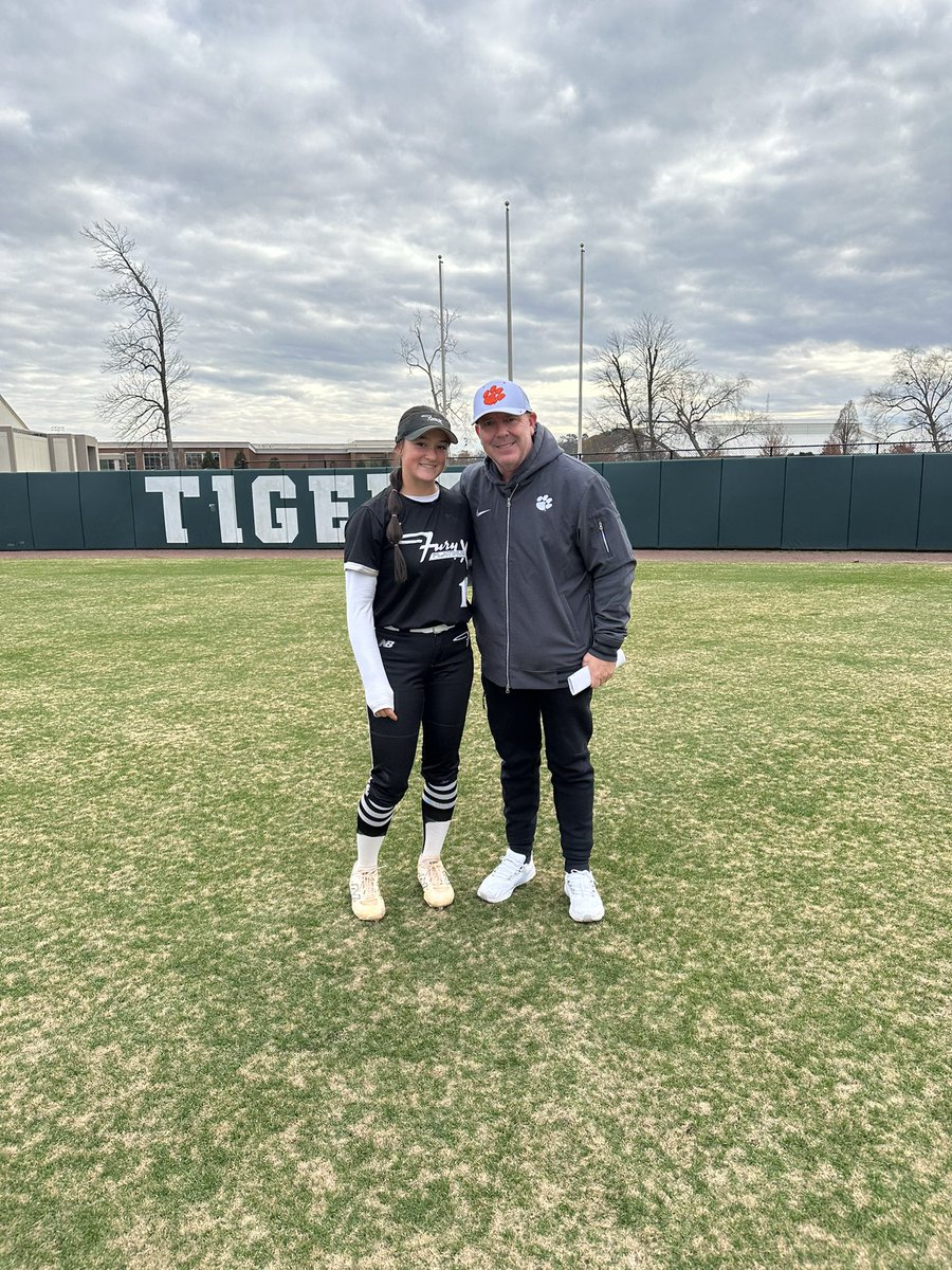 airebita13's tweet photo. I had a great time at the Clemson camp yesterday. Thank you for all the feedback you gave me to get better. @clemsonsoftball @rittmanjohn @ClemsonCoachKJ @KatieRepole https://t.co/Xy7vQFyWEa