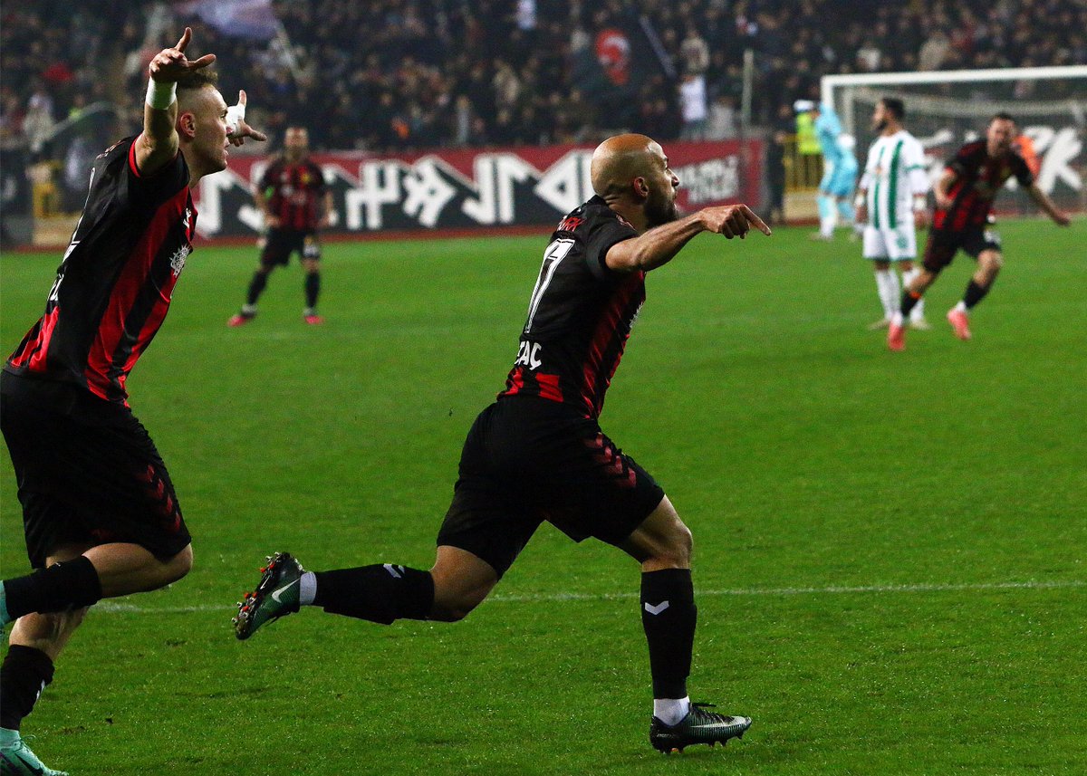 Eskisehirspor's tweet photo. Eskişehirspor'umuz, ligin 11. haftasında evinde karşılaştığı Manavgat Belediyespor maçından 2-1 galip ayrıldı. https://t.co/JieWTK1rbD