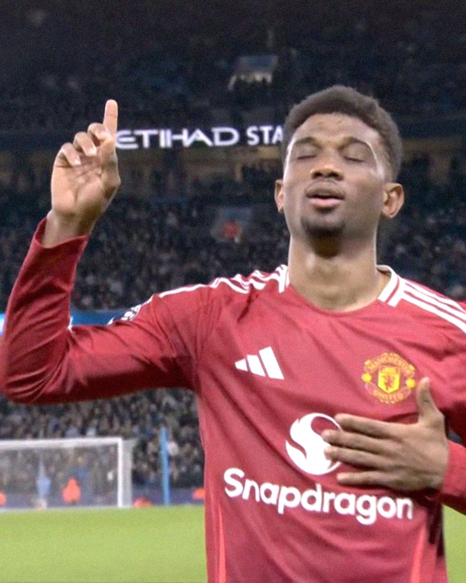 Alhamdhulillaah's tweet photo. ☝🏾 Footballer Amad Diallo does the tawakkul celebration after scoring the winning goal in the Manchester derby against Manchester City. https://t.co/8Z7Vs0QgMG