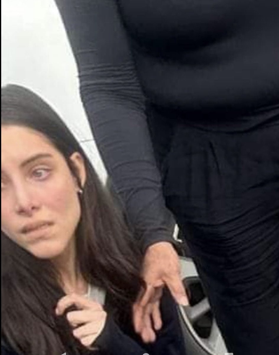 FUCKPOLICECDMX (@fuckcdmxpolicia) on Twitter photo aquí si hay huevos no como el <a href="/c4jimenez/">Carlos Jiménez</a>
Aquí está la cara de la ASESINA que están cubriendo que dio positivo a alcohol y drogas y claro los exámenes toxicológicos nunca fueron entregados
ADRIANA N GABRIELA N como te llames,el internet no olvida
DANIEL TADEO acá estamos aquí si hay huevos no como el <a href="/c4jimenez/">Carlos Jiménez</a>
Aquí está la cara de la ASESINA que están cubriendo que dio positivo a alcohol y drogas y claro los exámenes toxicológicos nunca fueron entregados
ADRIANA N GABRIELA N como te llames,el internet no olvida
DANIEL TADEO acá estamos