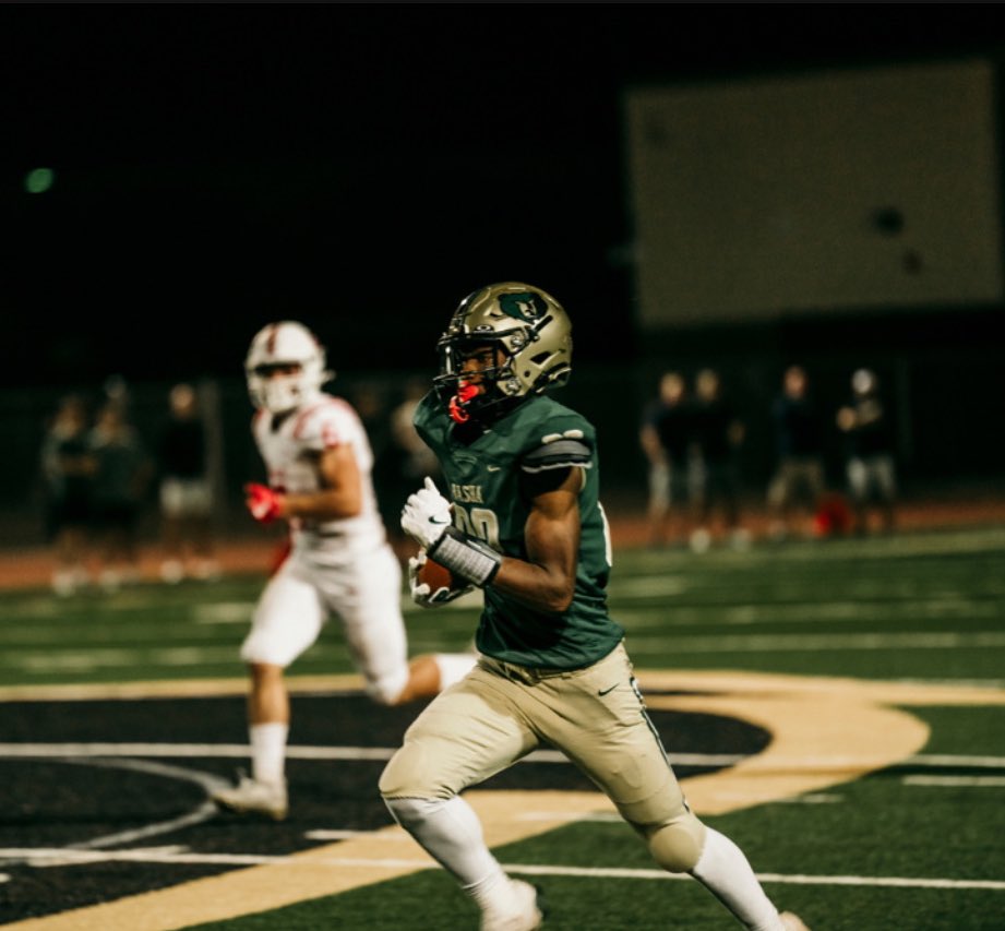 _jadenbaldwin's tweet image. Sophomore Season Highlights 
hudl.com/v/2QVAHb