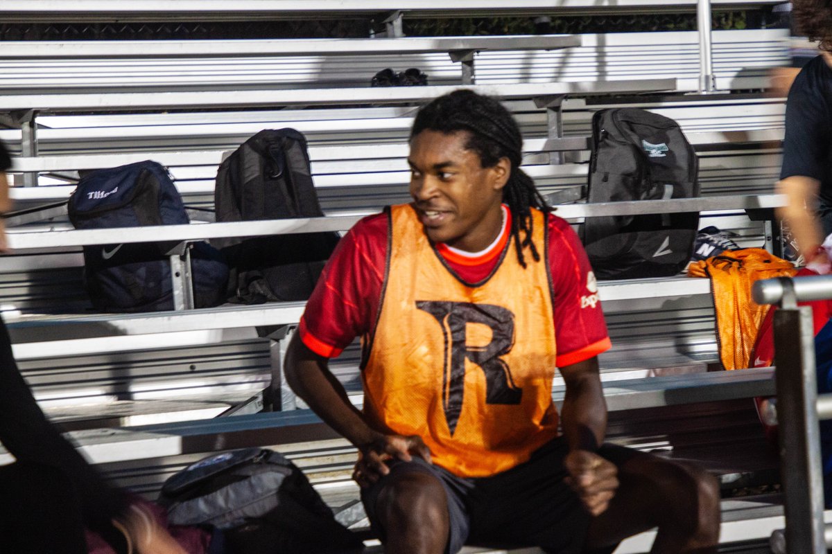 Iron Rose FC tweet media