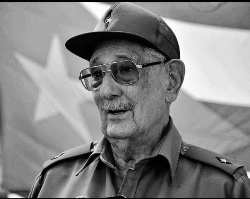 EmbRusCuba's tweet photo. 🕯️ Con profundo pesar nos enteramos del fallecimiento del Comandante del Ejército Rebelde, Julio Camacho Aguilera, quien también fue Embajador de Cuba en la URSS.

Nuestras sinceras condolencias a la dirigencia y el pueblo cubanos, así como a los allegados del Comandante Camacho. https://t.co/ejbLScEm05