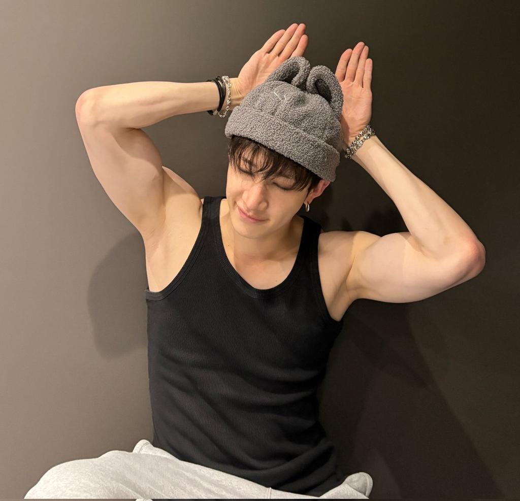 BangChanArgFC's tweet image. Hola #STAY!! Somos la Fanbase de #BANGCHAN en #Argentina 🇦🇷
¡Mucho Gusto! ☆ 
Vamos a compartir info, votaciones, traducciones, proyectos y mucho amor a nuestro Líder ♡ 

⭒ ¿Nos ayudan con un ♡ y RT? Muchísimas Gracias ❤️