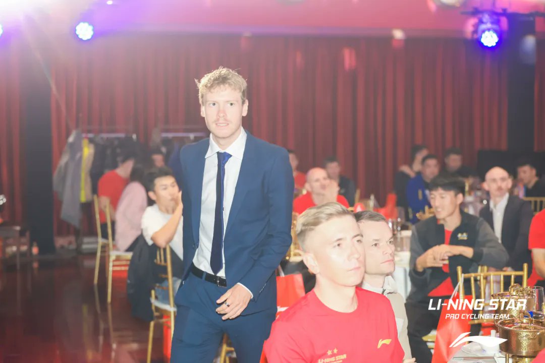 Raman Tsishkou signed for Li Ning Star, as Simon Pellaud, Josh Kench and Alex Salby.

Shnyrko prolonged, Bialiauski left. Also Vasil Kiryienka visited the presentation.