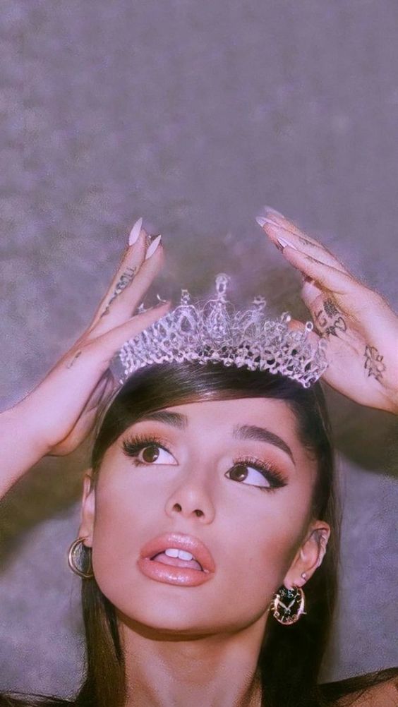 _God_Ariana_'s tweet photo. "But-but-you can't just drop your subs the minute they stop paying!! Aftercare is impor-" don't gaf lol I hate those losers https://t.co/ZcNTG60x1C