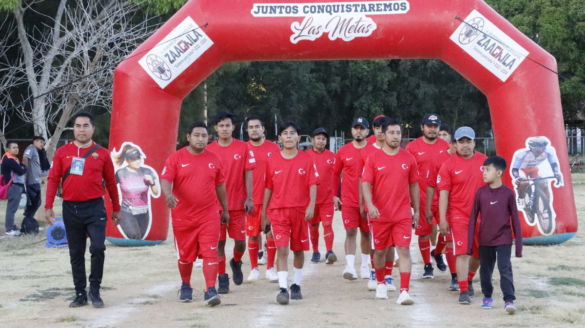 Inaugura presidente municipal, <a href="/Dr_RigoChacon/">Rigoberto Chacón</a> el Torneo de Barrios 2025, en sus ramas varonil y femenil. #GobiernoParaTodos