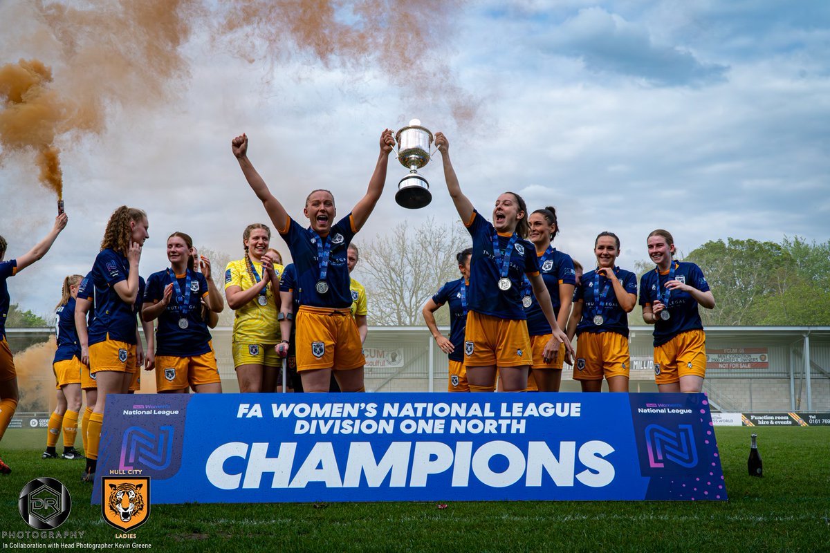 HullCityLFC's tweet photo. #HCLAdvent 1️⃣5️⃣

A passionate Tigress, Ruby bleeds black and amber! 

Making her debut Hull City Ladies at 16, cementing her place in the XI in recent years, a big new year for the No 15!

🤝 @Airkool_

#HearUsRoar https://t.co/hoawlbMDnF