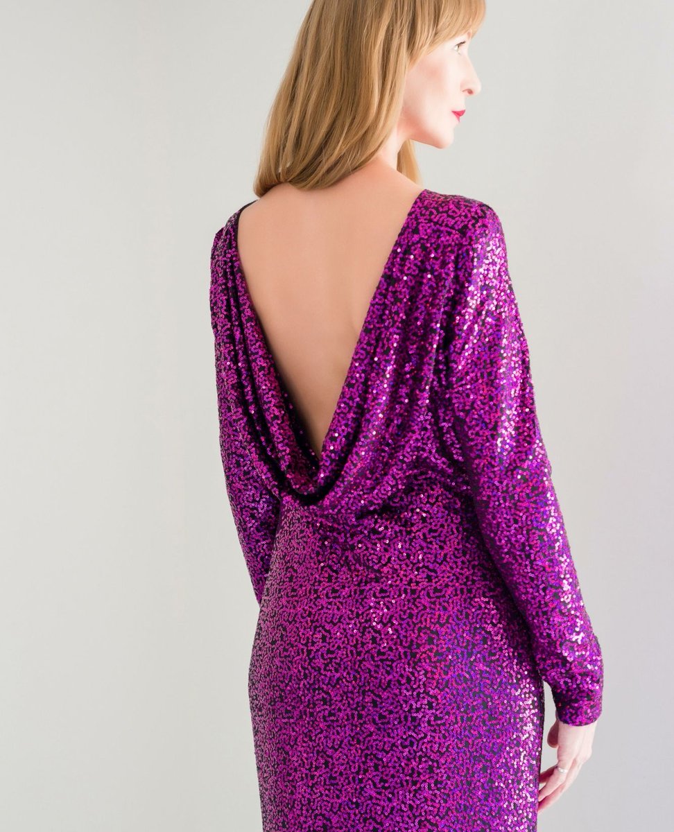 MinervaFabrics's tweet image. We're suckers for sequins when it comes to party season 🎇 @olgatailor sparkles in this stunning Vogue 1374 dress she sewed in our sequin ITY - check out that dramatic drapey back cowl 👉🏻 minerva.com/post/59694

#Minerva #Sequin #SequinDress #SequinFabric #Partywear #PartyDress