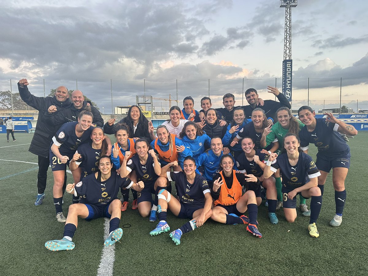 INVICTAS.
LÍDERES.
GLORIOSAS.

🫡🫡🫡

#GoazenGloriosas ⚪️🔵