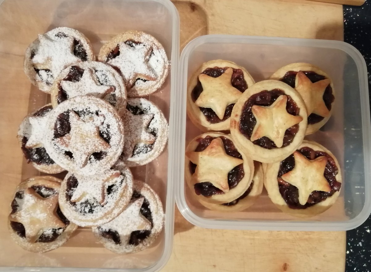 GrannyWales's tweet photo. Mincemeat &amp; pastry homemade, with a dob of this @Roddas_Cream we are feeling very Christmasy 🎄🎅🎄 Brill recipe! https://t.co/WhlF9AaC7n