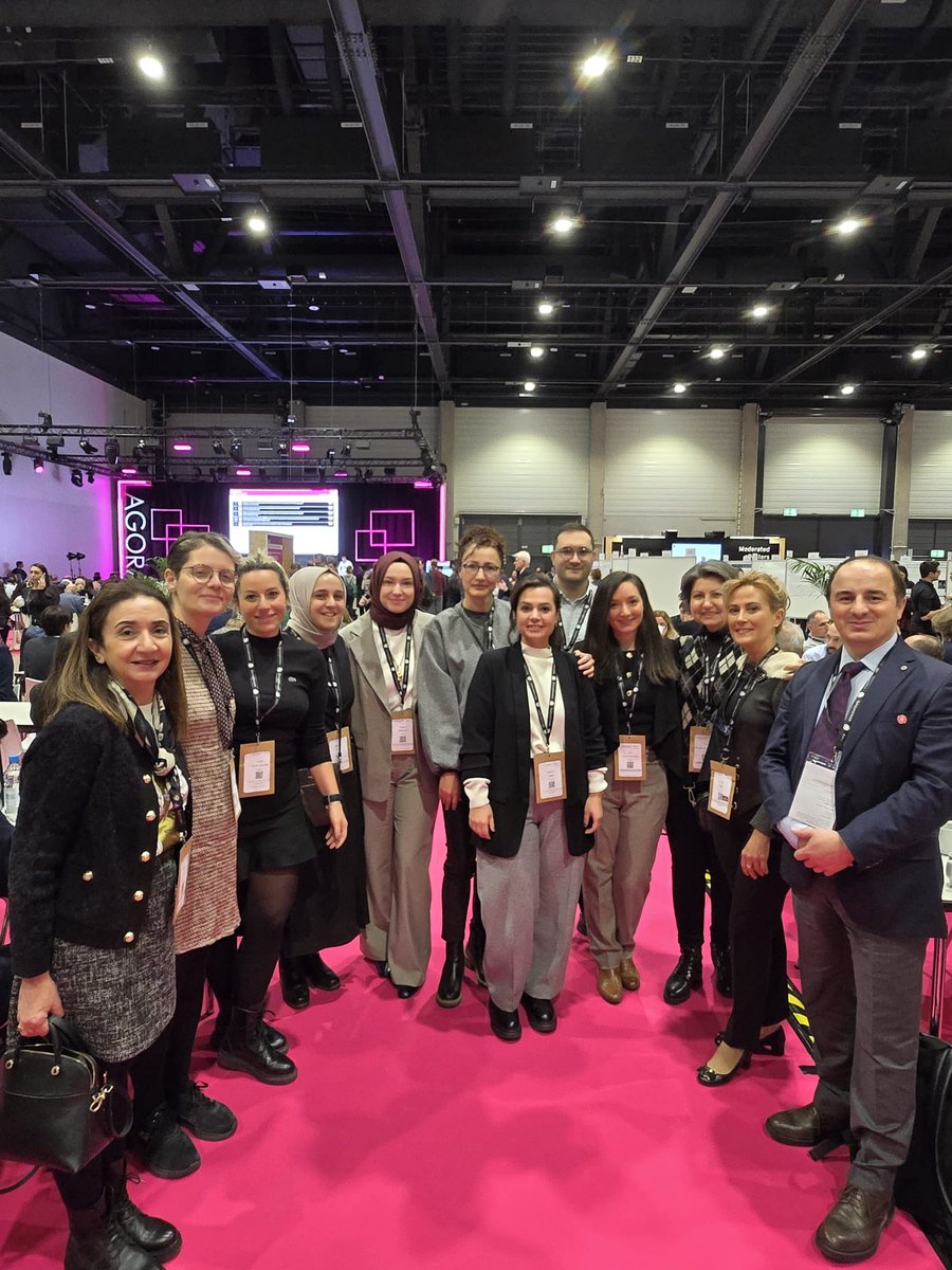 ardaguler's tweet photo. Excited to be part of #EuroEcho2024! An incredible opportunity to learn, connect, and exchange ideas with leading experts in cardiovascular imaging. A truly inspiring and memorable event! @gamzebaburguler @uygurbegum_ @MDuyguinan @iel_elif @drozgeozden @TKDResmi @escardio https://t.co/9lSZ8A5cnK