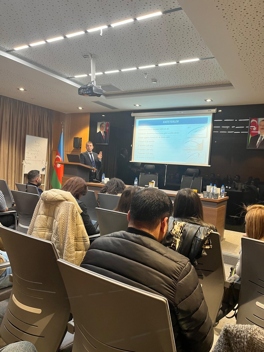 ErcanKARABEY3's tweet photo. 13. Azerbaycan Ulusal Kardiyoloji Festivali kapsamında Azerbaycan'da çalışan meslektaşlarımıza "Kateter Laboratuvarında Standartlar Kursu" gerçekleştirdik. #Türkiye #Azerbaycan @azerbaycankardioloji @TKDResmi @drfaridaliyev @drurahimov @drulvimirzayev @IlgarTahiroglu https://t.co/P8z2X816Ut