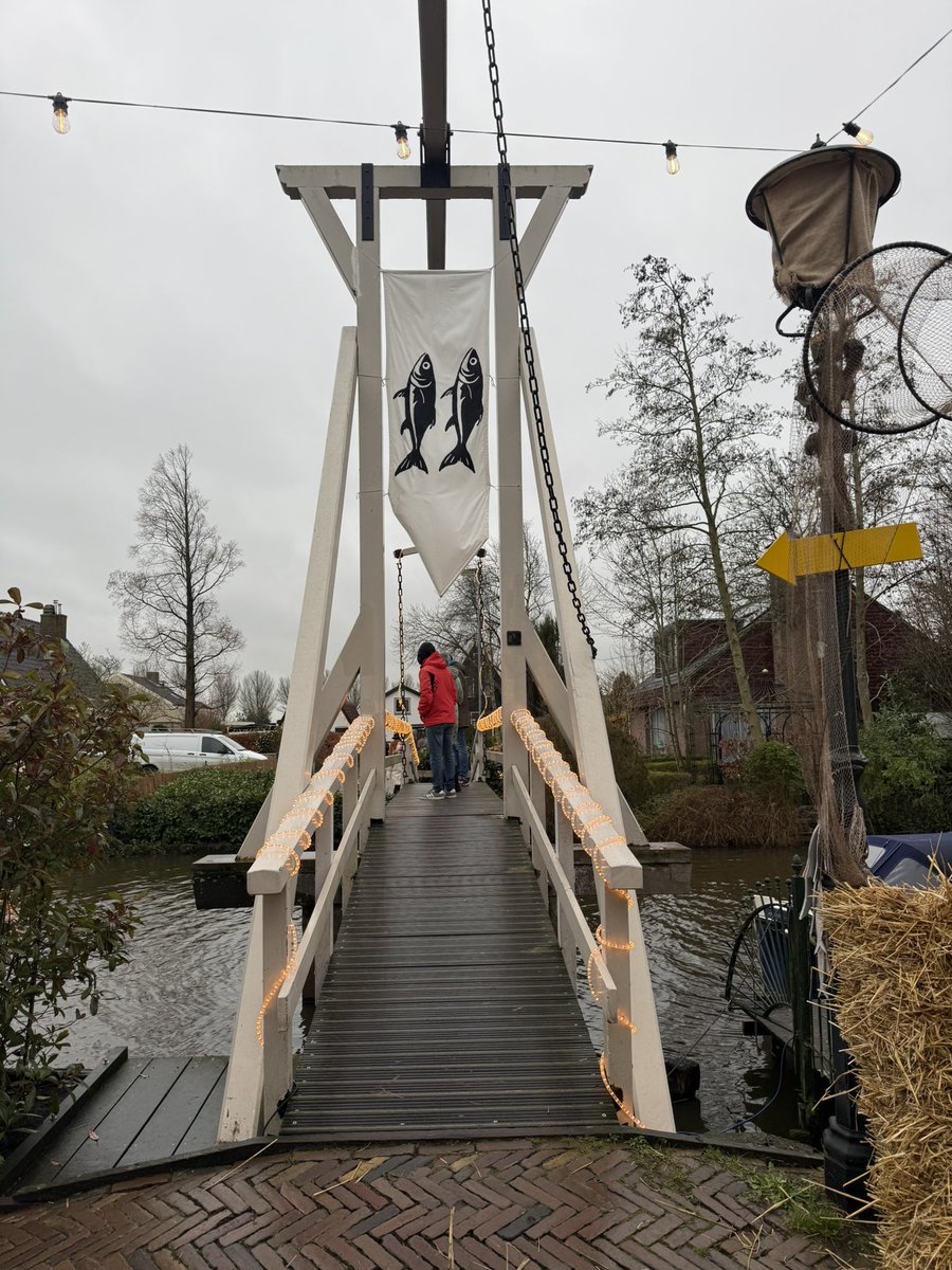 KataKata86's tweet image. #WeekendDump. A mix of Village Christmas Markets and City Life … ‘Tis the Season to Be Merry .. lots of carbs and lots of walking.