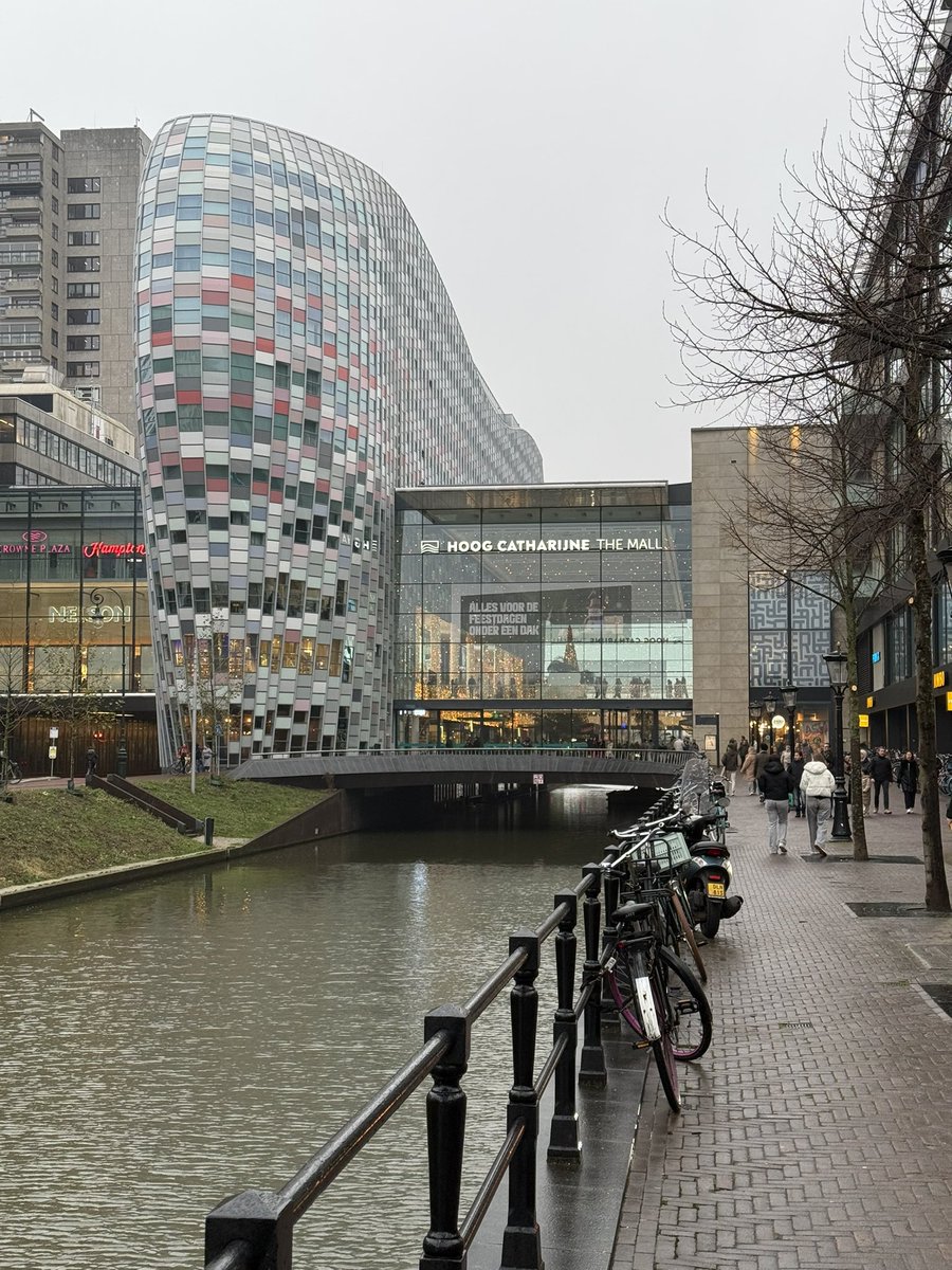 KataKata86's tweet image. #WeekendDump. A mix of Village Christmas Markets and City Life … ‘Tis the Season to Be Merry .. lots of carbs and lots of walking.