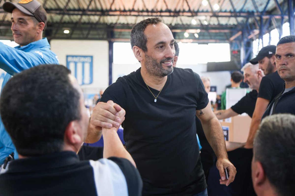 Christian Devia tweet media