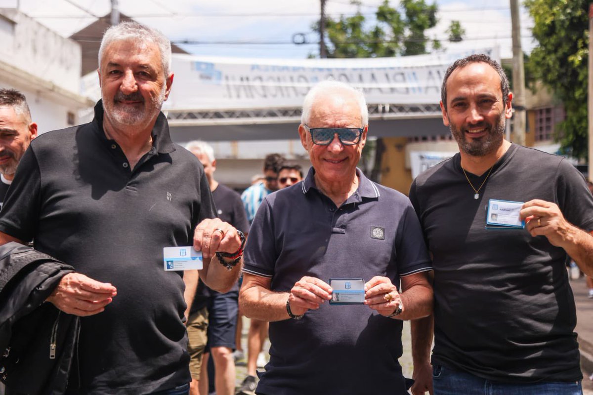 Christian Devia tweet media