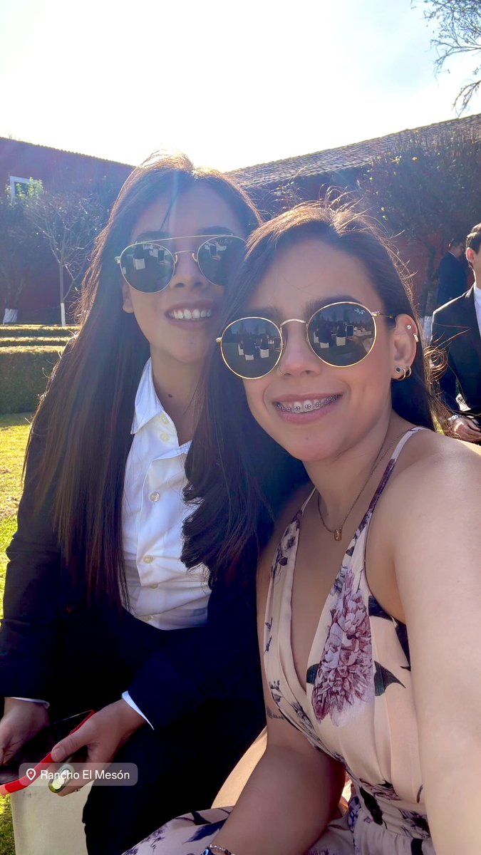 Kaar_Cc's tweet photo. Después de 4 años y 9 meses juntas, seguimos aquí, creando recuerdos y amándonos más cada día. Gracias por ser mi todo.

Te amo siempre, mi amor bonito. 🧡🐢 https://t.co/TDizVTyzL7