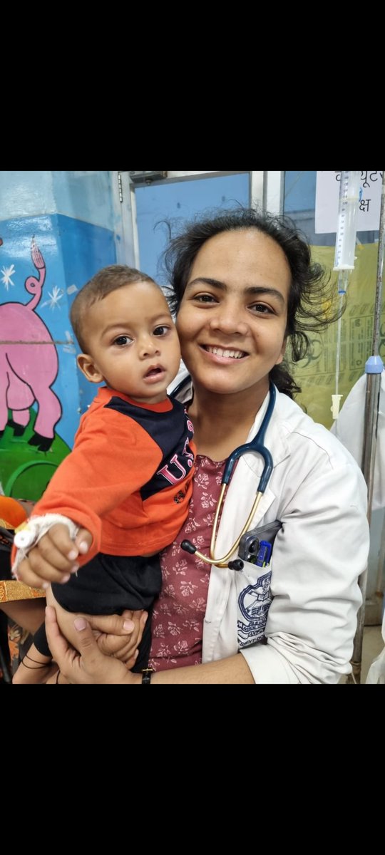 AkankshaDoc's tweet photo. We both made it to the tough times.The patient and the JR1 https://t.co/qHKhT5xCm7