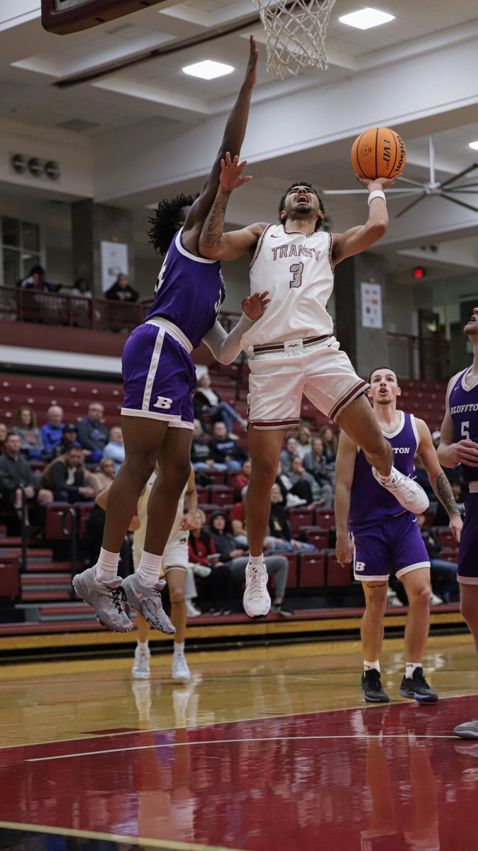Men’s Basketball remains undefeated in HCAC competition, defeating Bluffton 79-64 at the Clive M. Beck Center on Saturday. #FlyPios #d3hoops