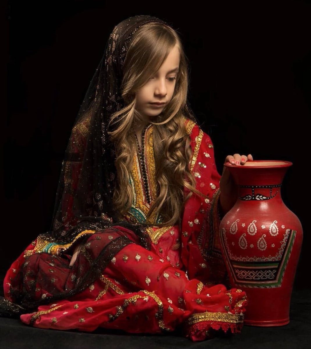 TheBalochWorld's tweet photo. اکسسوری های بلوچی، نیمه‌ شرقی هرمزگان

Balochi accessories, East of Hormozgan province https://t.co/icNNeaChoK