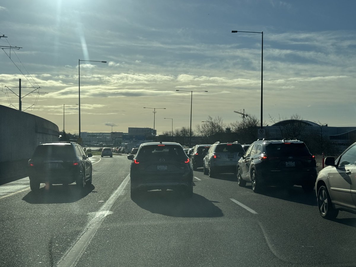 Traffic fun at #SeaTac. Things are moving slow, so be prepared.