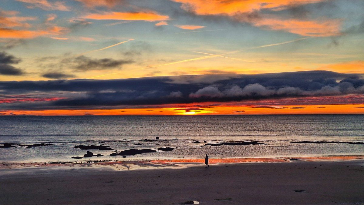 Patrick Kenealy (@patrickkenealy) on Twitter photo Clonea Beach, Co Waterford at sunrise this morning. <a href="/ancienteastIRL/">Ireland's Ancient East</a> <a href="/barrabest/">Barra Best</a> <a href="/deric_tv/">Deric</a> <a href="/DiscoverIreland/">Discover Ireland</a> <a href="/discoverirl/">Discover Ireland</a> <a href="/Failte_Ireland/">Fáilte Ireland</a> <a href="/welovewaterford/">We💙Waterford 🏄🏻♂️</a> <a href="/VisitWaterford/">Visit Waterford</a> <a href="/WaterfordCounci/">Waterford City & County Council</a> <a href="/Waterfordcamino/">Celtic Ways Ireland</a> <a href="/WaterfordGrnWay/">Waterford Greenway</a> <a href="/WaterfordPocket/">Waterford In Your Pocket</a> <a href="/WaterfordANDme/">The long walk home☘️🥀🟰</a> <a href="/DungarvanTIO/">Dungarvan Tourism</a> <a href="/wlrfm/">WLR</a> Clonea Beach, Co Waterford at sunrise this morning. <a href="/ancienteastIRL/">Ireland's Ancient East</a> <a href="/barrabest/">Barra Best</a> <a href="/deric_tv/">Deric</a> <a href="/DiscoverIreland/">Discover Ireland</a> <a href="/discoverirl/">Discover Ireland</a> <a href="/Failte_Ireland/">Fáilte Ireland</a> <a href="/welovewaterford/">We💙Waterford 🏄🏻♂️</a> <a href="/VisitWaterford/">Visit Waterford</a> <a href="/WaterfordCounci/">Waterford City & County Council</a> <a href="/Waterfordcamino/">Celtic Ways Ireland</a> <a href="/WaterfordGrnWay/">Waterford Greenway</a> <a href="/WaterfordPocket/">Waterford In Your Pocket</a> <a href="/WaterfordANDme/">The long walk home☘️🥀🟰</a> <a href="/DungarvanTIO/">Dungarvan Tourism</a> <a href="/wlrfm/">WLR</a>