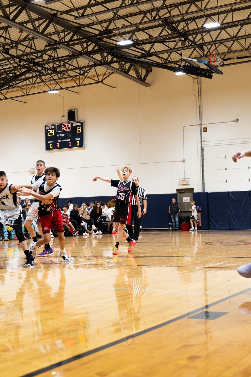 CYBNTournament's tweet photo. @m14hoops x @cybntournaments 
-
#CYBNTournaments #SupremeCourts https://t.co/cAcAPGaz4c