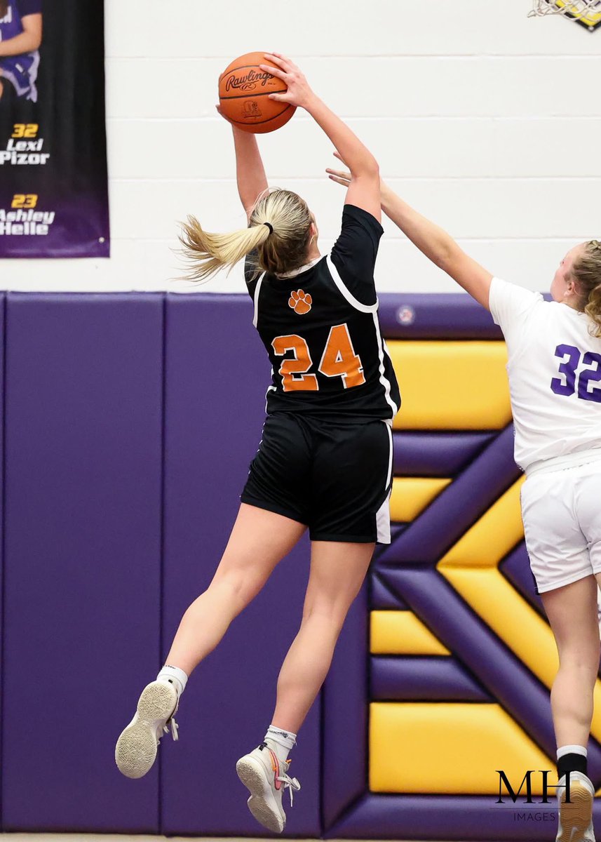 Green High School Girls Basketball tweet media