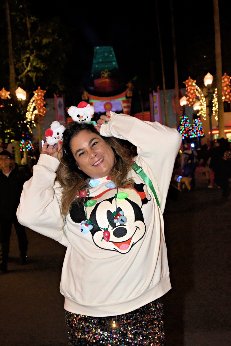tootsiemr2's tweet photo. Some of my faves I took with the Disney photo pass from jollywood nights #disneyhosted #waltdisneyworld #wdw #disneyworld #disneyvacation #treasurepreview #disneytreasure #mickeyworldtravel
#disneytreasure #disneycruiseline #disneycruise #jollywoodnights https://t.co/jCUUmxe9Yt