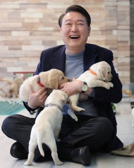 Thank you President Yoon

This post has nothing to do with politics, we do not want to talk about what is happening in #SouthKorea. 
We do not want to take sides, say what is wrong or what is right. 
We respect everyone's thoughts and choices.
We speak only as volunteers who have