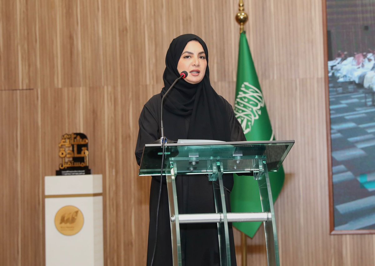 UOfjeddah's tweet photo. برعاية وحضور سعادة وكيل #جامعة_جدة للشؤون الأكاديمية والتطوير د. مناجي بن حسن الكناني أقامت كلية العلوم الاجتماعية والإعلام ممثلة بقسم الاتصال وتقنية الإعلام معرض مشاريع التخرج (النسخة الثانية) لطلبة بكالوريوس الإعلام الرقمي. 

#الاختيار_الأول_لقادة_المستقبل https://t.co/2EJkv38qOe