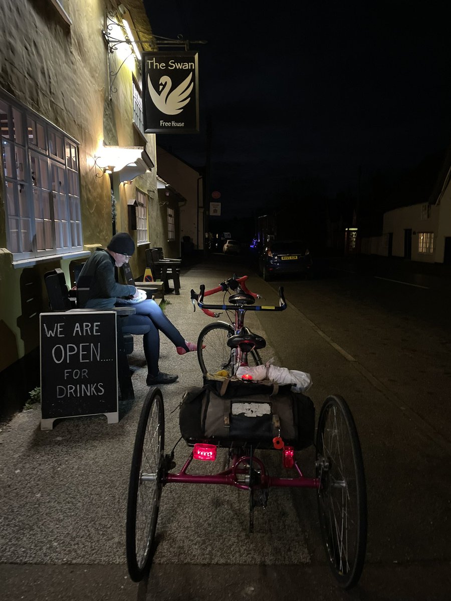 Sunniethehoob's tweet photo. Shoe plate fettling and Arrivee. Randonneur Round the Year on trike maintained 

@ACME_Essex @AudaxUK #randonneuring #RRtY https://t.co/2zycBuVdY3